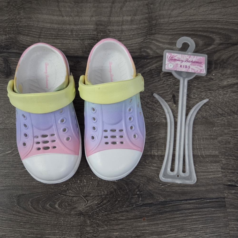 Tommy Bahama Girls Toddler Multicolored Shoes Size 7 NWOT